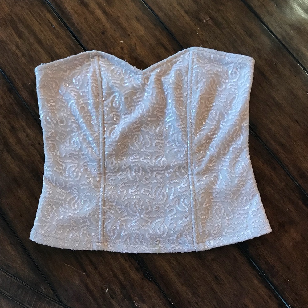 Blush pink sweetheart neck strapless zip up corset top
